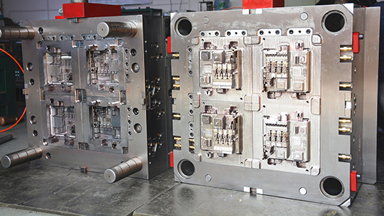 high-quality-injection-mold-with-complex-construction high-quality-injection-mold-with-complex-construction