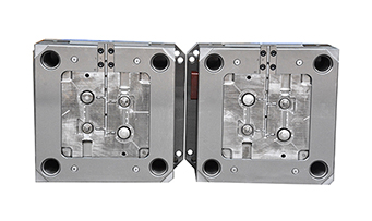 在注塑模具設(shè)計(jì)中，夾緊力是一個(gè)決定性因素嗎？