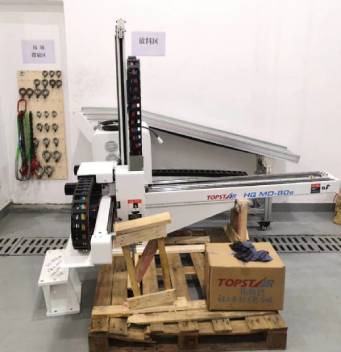 塑料模具注塑中機(jī)械手的使用有哪些好處？