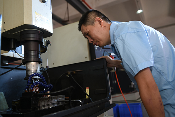 塑料模具制造 塑料模具制造