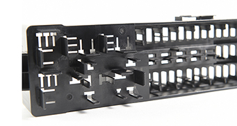 深圳汽車配件注塑模具廠哪里好？銘洋宇通給你質(zhì)量+售后雙重保障