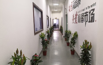 如何選擇一家專業(yè)的模具生產(chǎn)廠家？